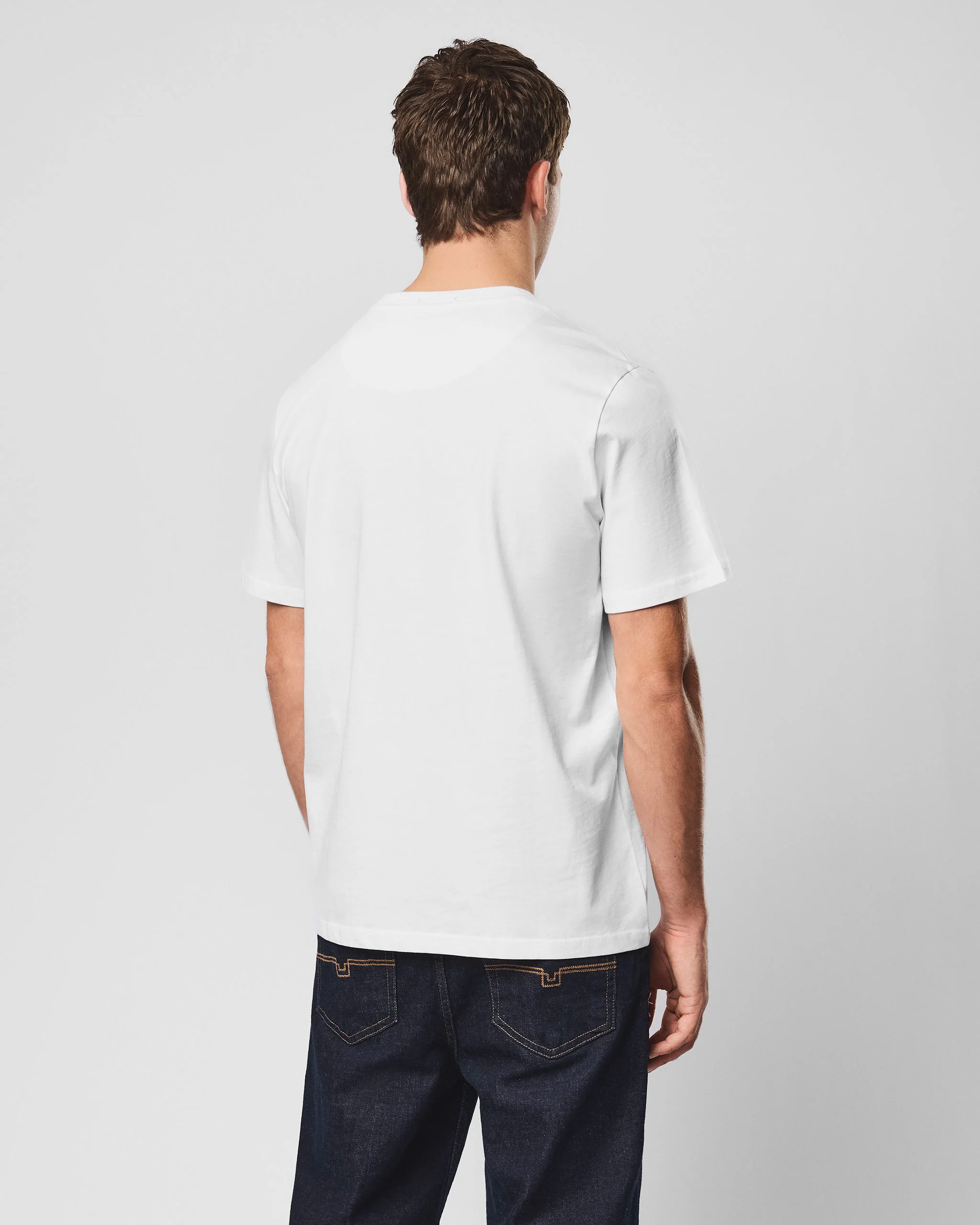 Drarga Graphic T-Shirt White - Image 5
