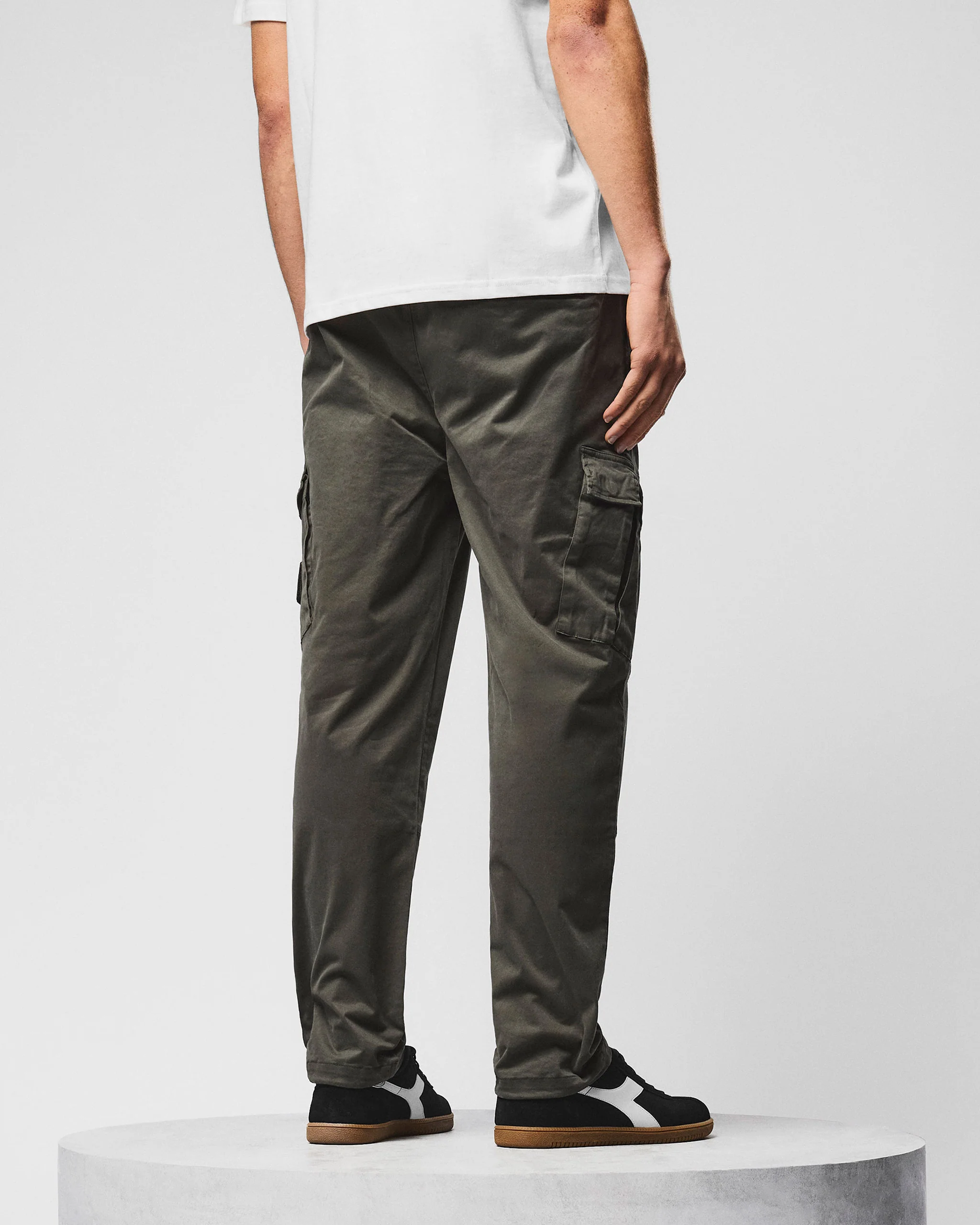 Eldon Relaxed Pant Black Forest Green - Image 4