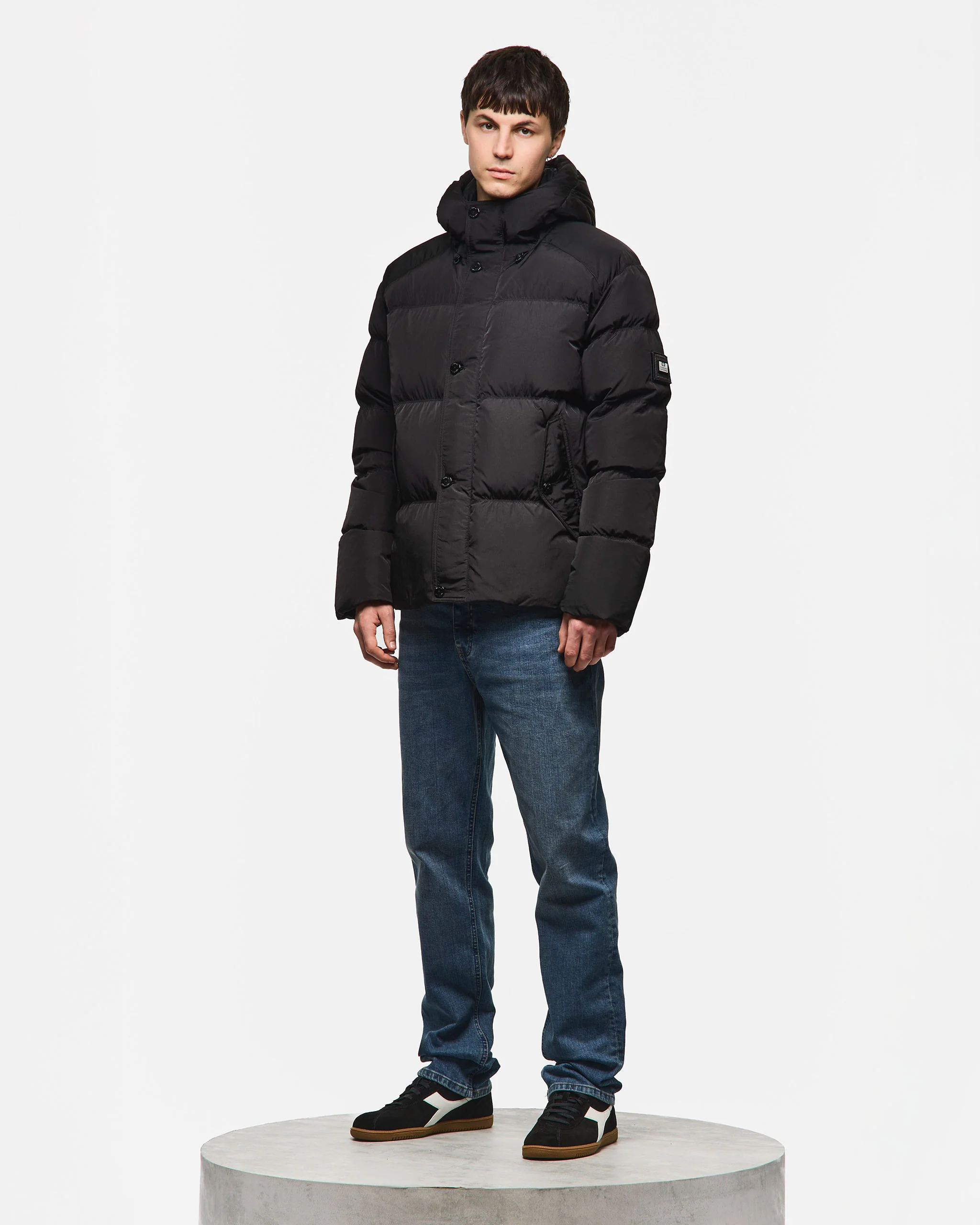 Esja Down Jacket Black - Image 3