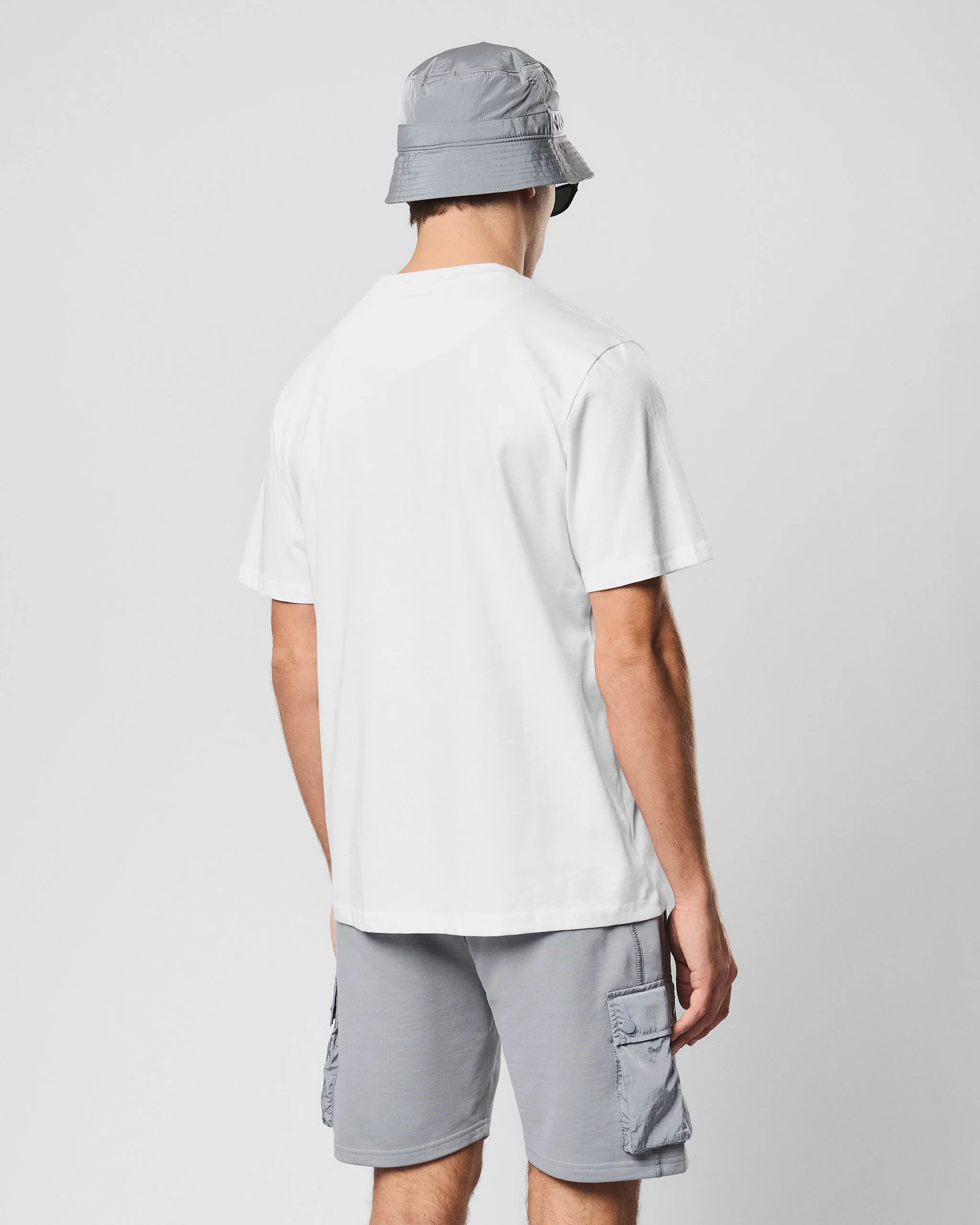 Everyone Graphic T-Shirt White - Image 5