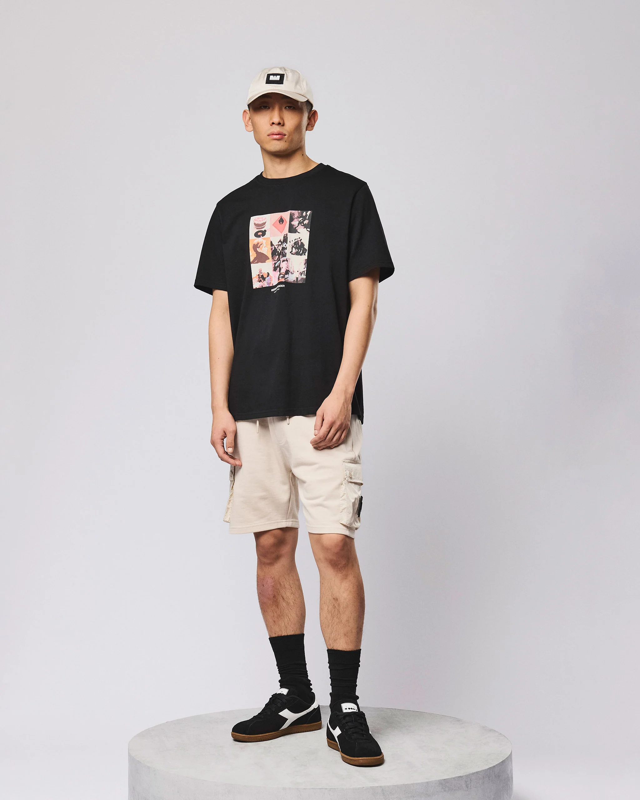 Low Graphic T-Shirt Black - Image 3