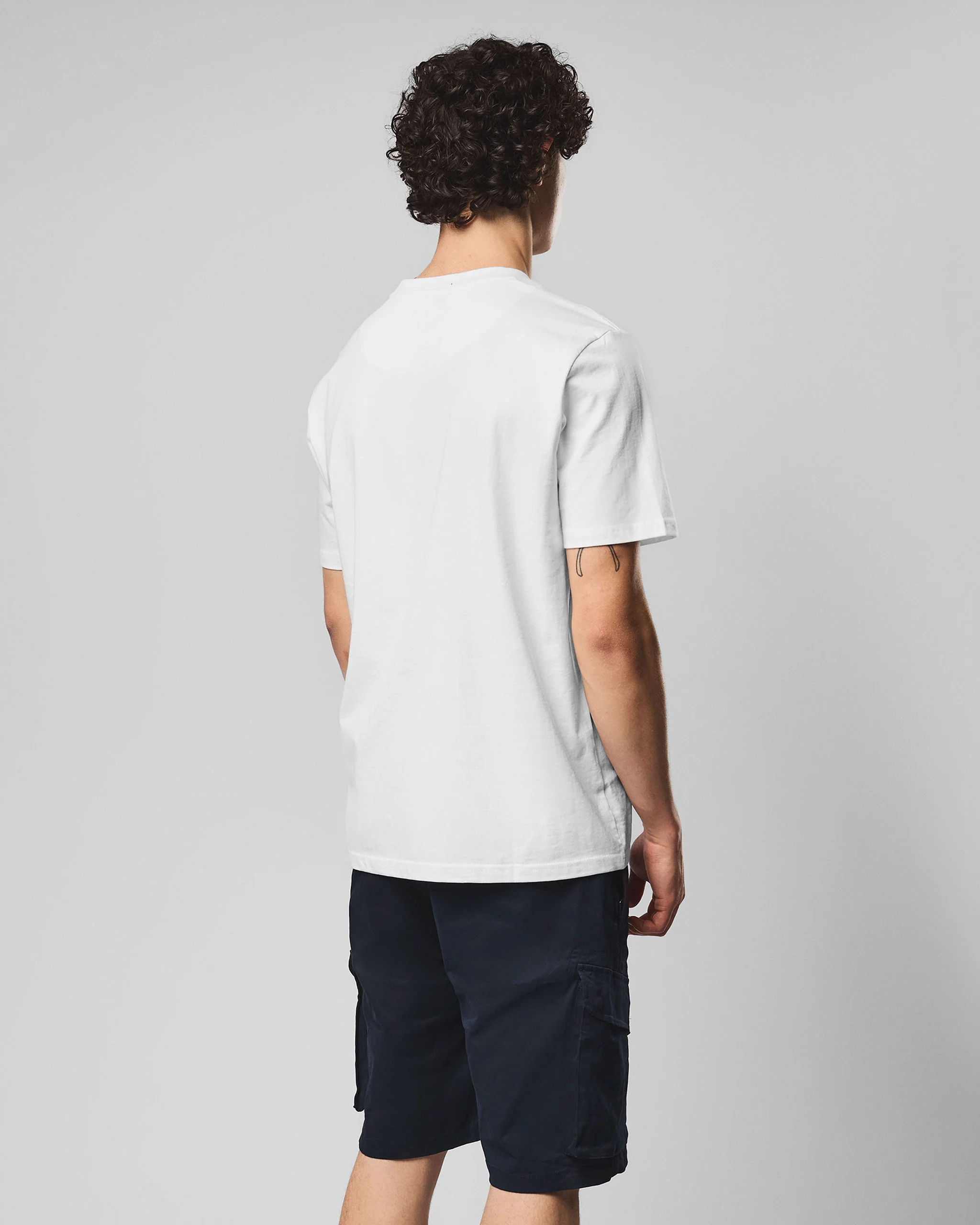Low Graphic T-Shirt White - Image 4