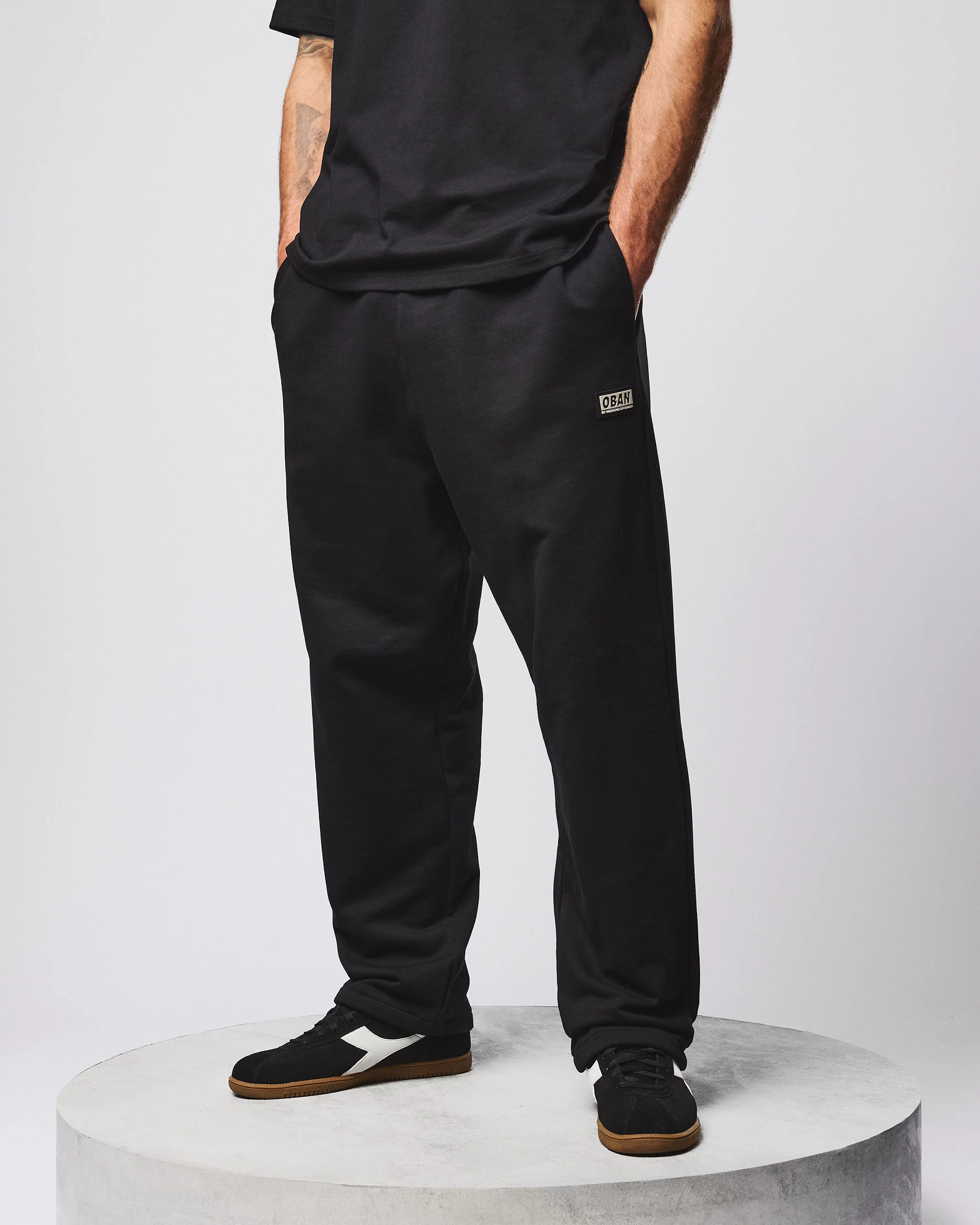 Lukosiunas Joggers Black - Image 3