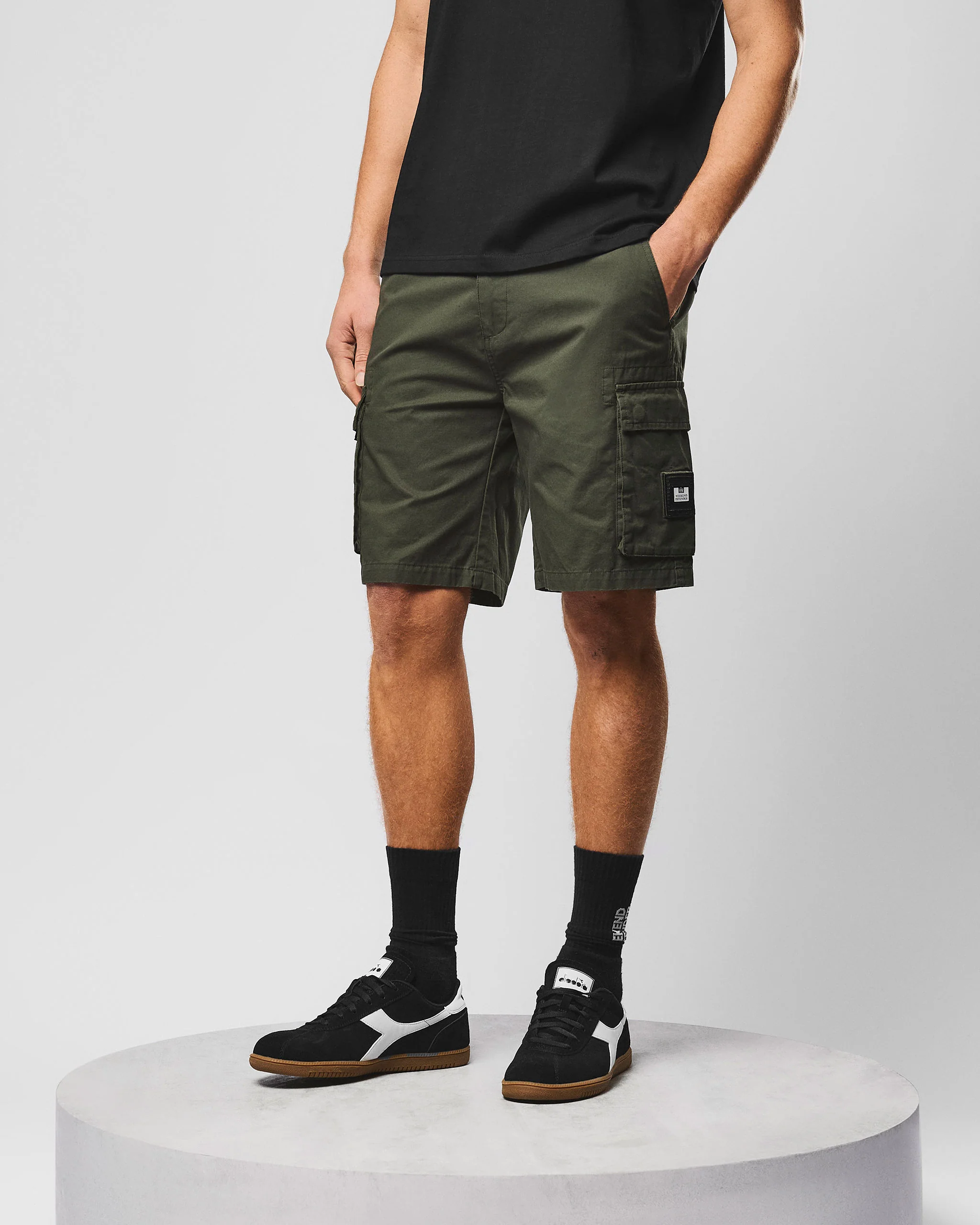Mascia Cargo Short Black Forest Green - Image 3