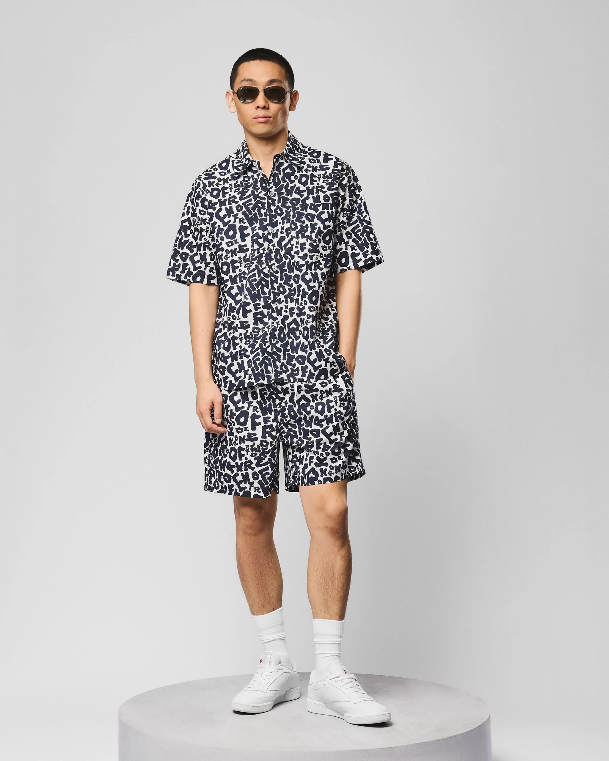 Nador Summer Short Ghost/Navy - Image 2