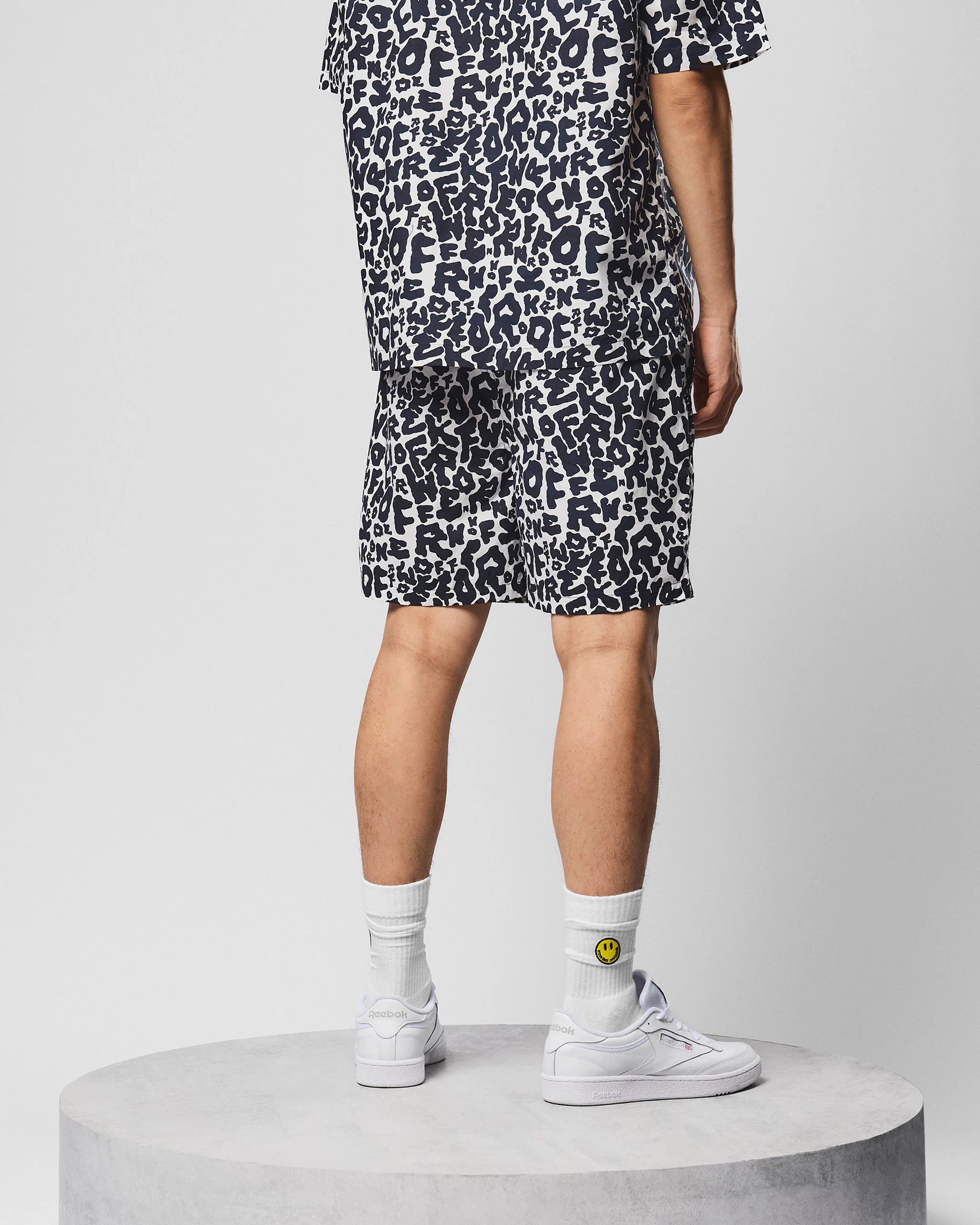 Nador Summer Short Ghost/Navy - Image 4