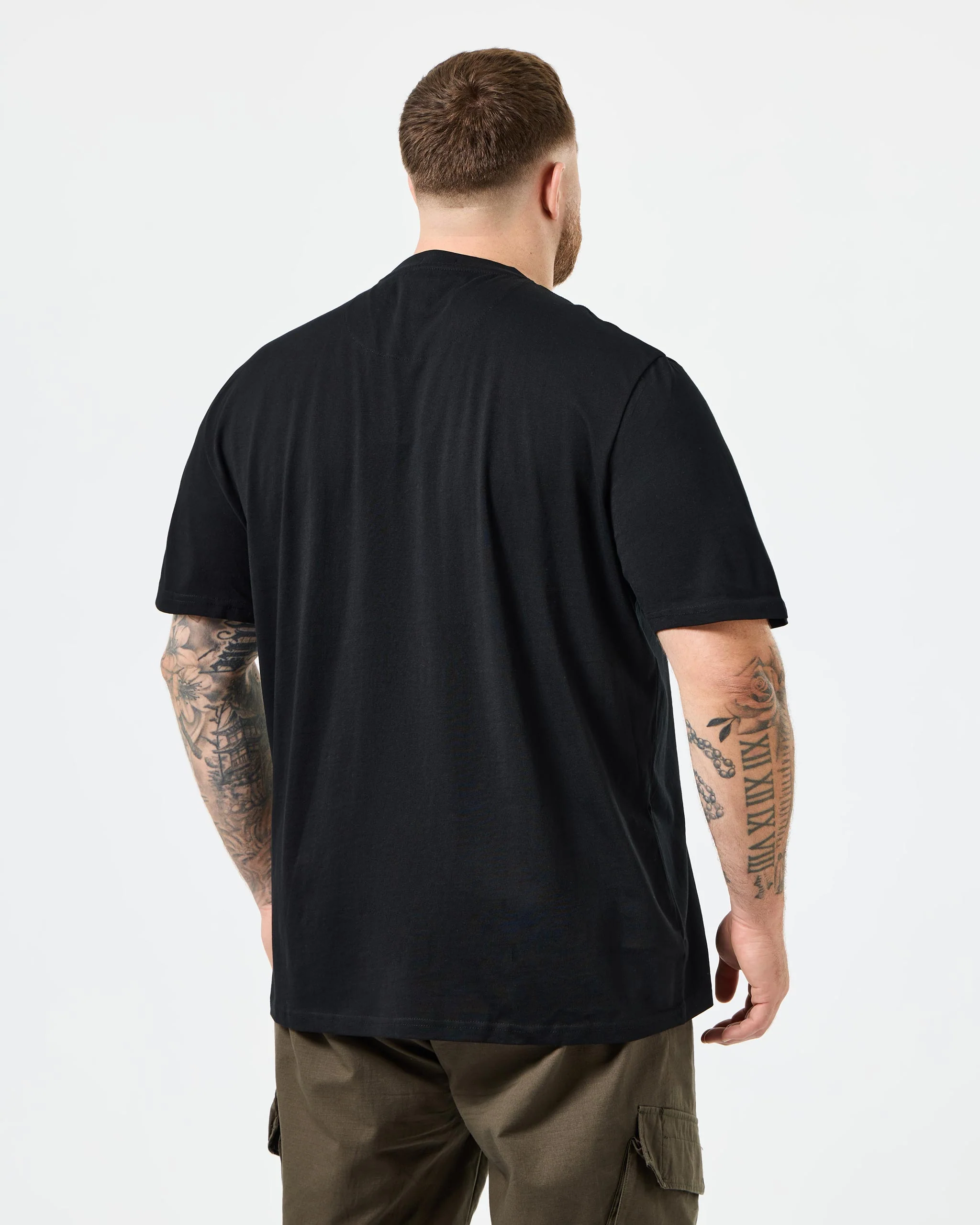 Plus Size - Diego Graphic T-Shirt Black - Image 4