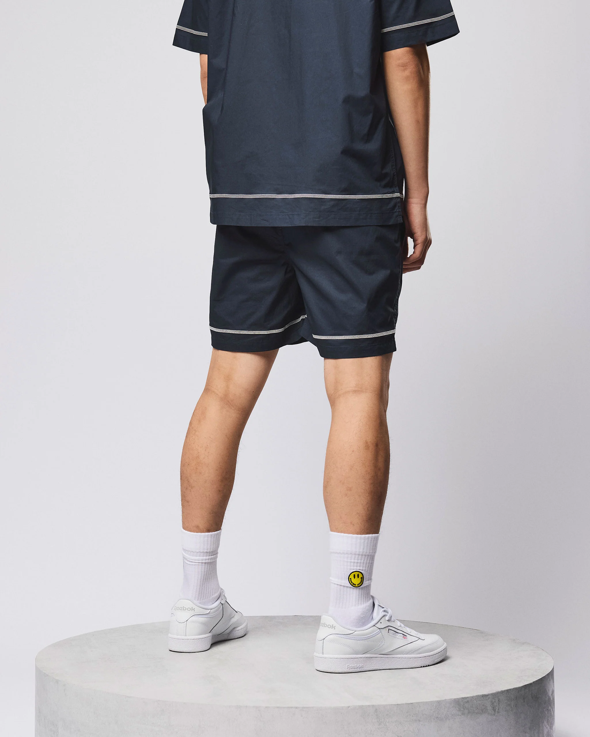 Senia Summer Short Navy - Image 4