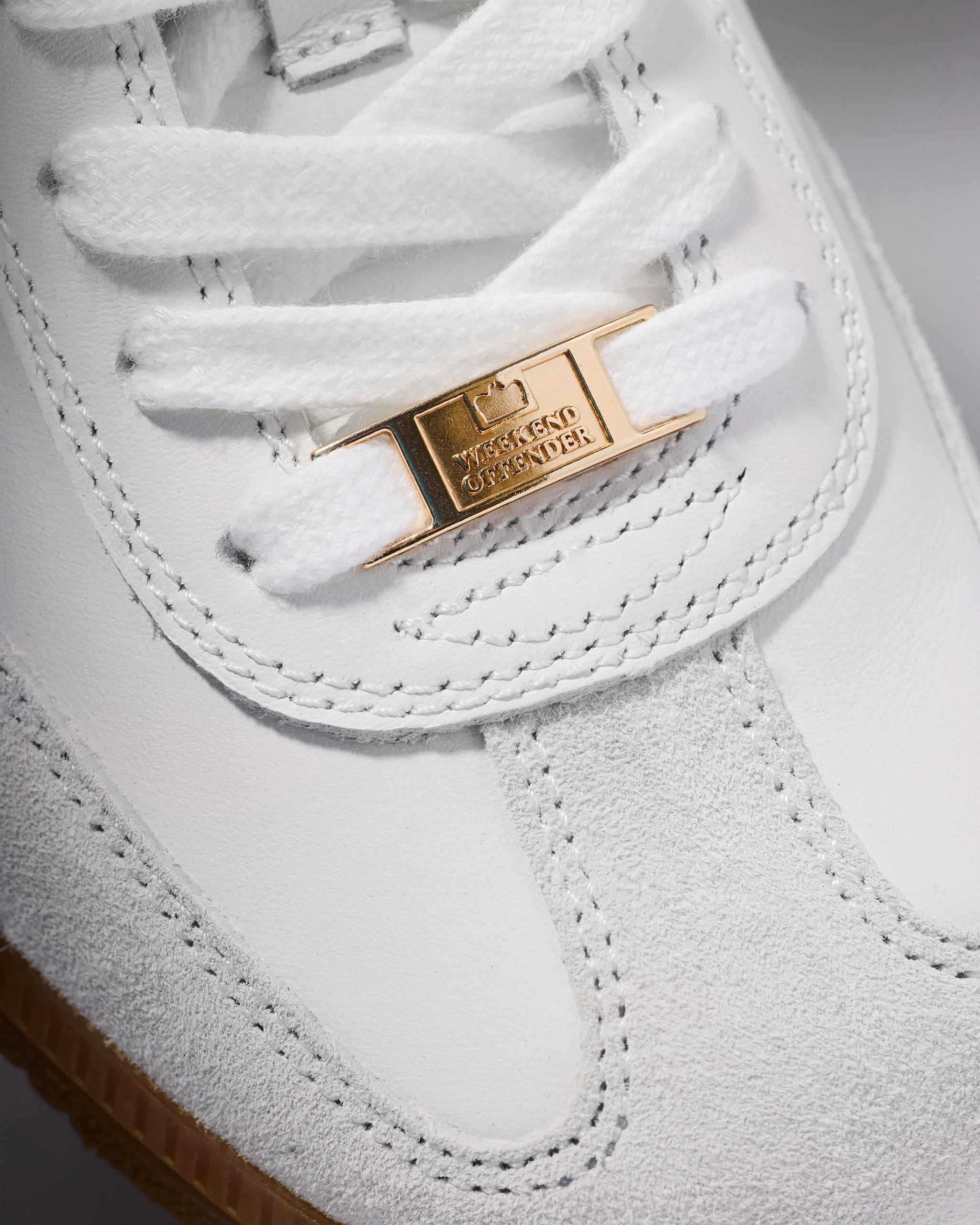 Shoelace Trainer Tag Gold - Image 4